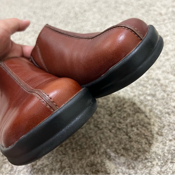Footprints by Birkenstock Brown Leather Slip On Shoe Size 41 (US 10-10.5) - Picture 7 of 11